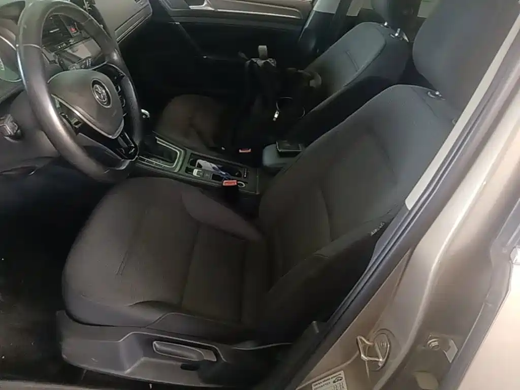 Volkswagen Golf — миниатюра 15
