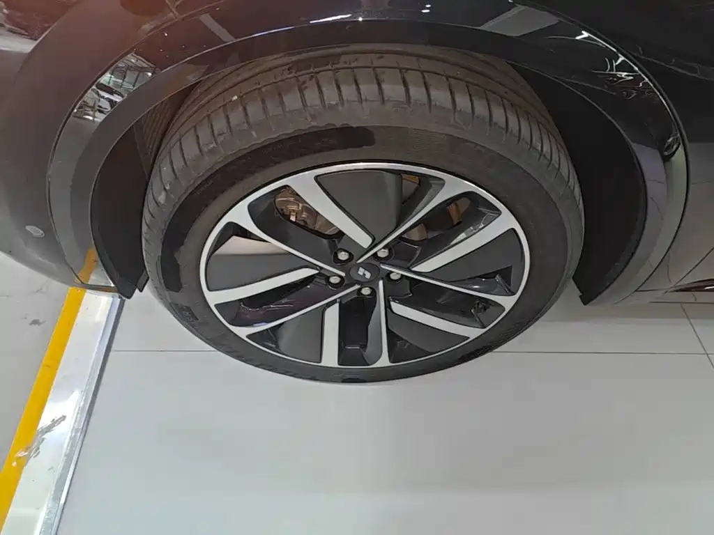 Li Auto Li L9 — миниатюра 23
