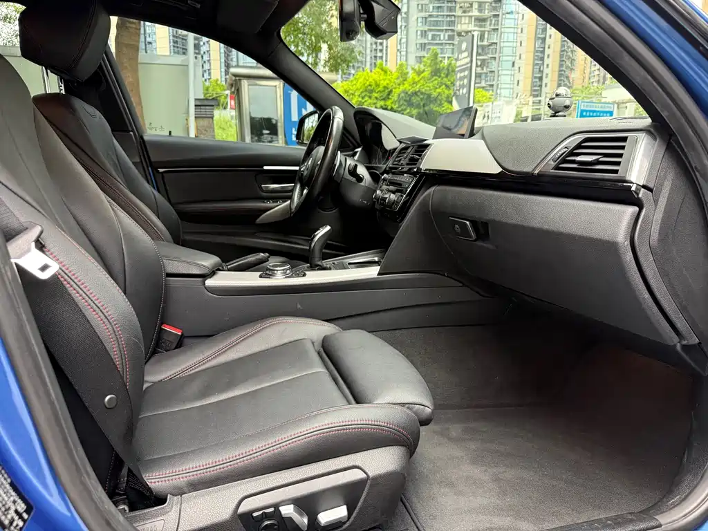 BMW 3 Series — миниатюра 13