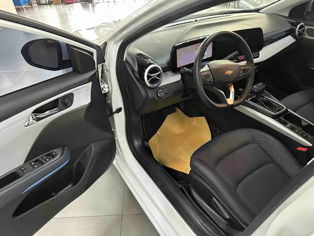 Chevrolet Monza — миниатюра 4