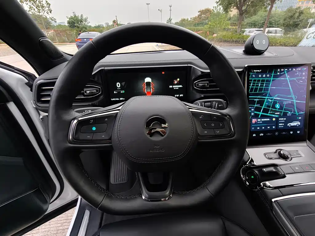 NIO ES6 — миниатюра 13