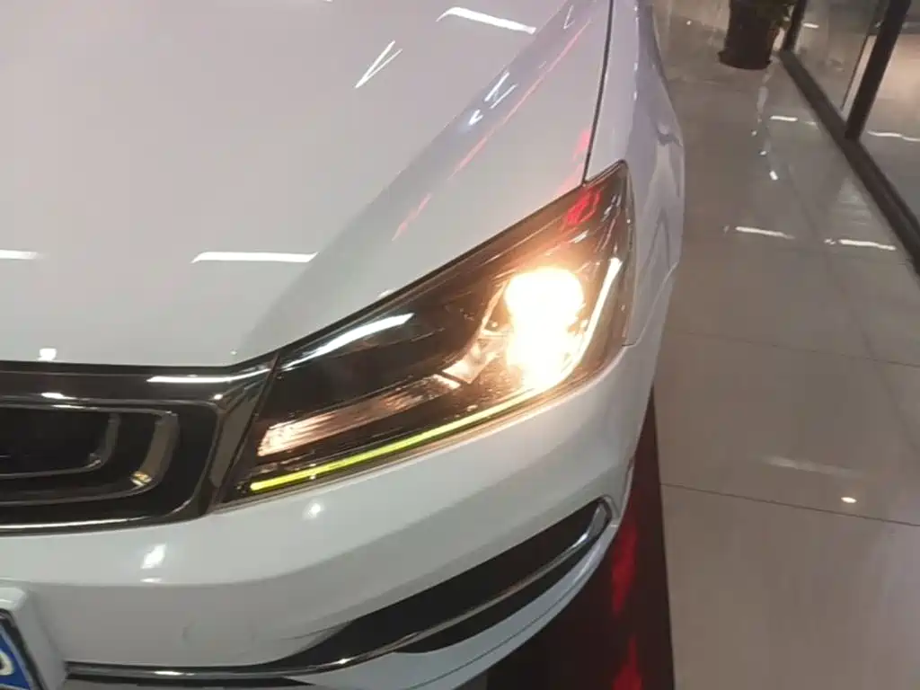 Geely Emgrand — миниатюра 24