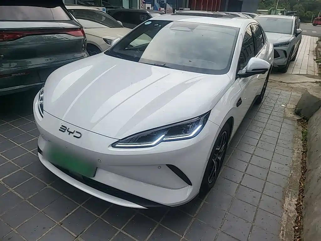 BYD Seal 06