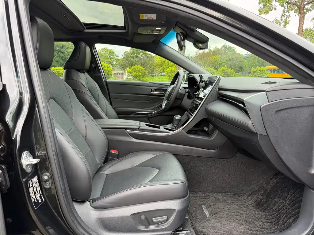 Toyota Avalon — миниатюра 12