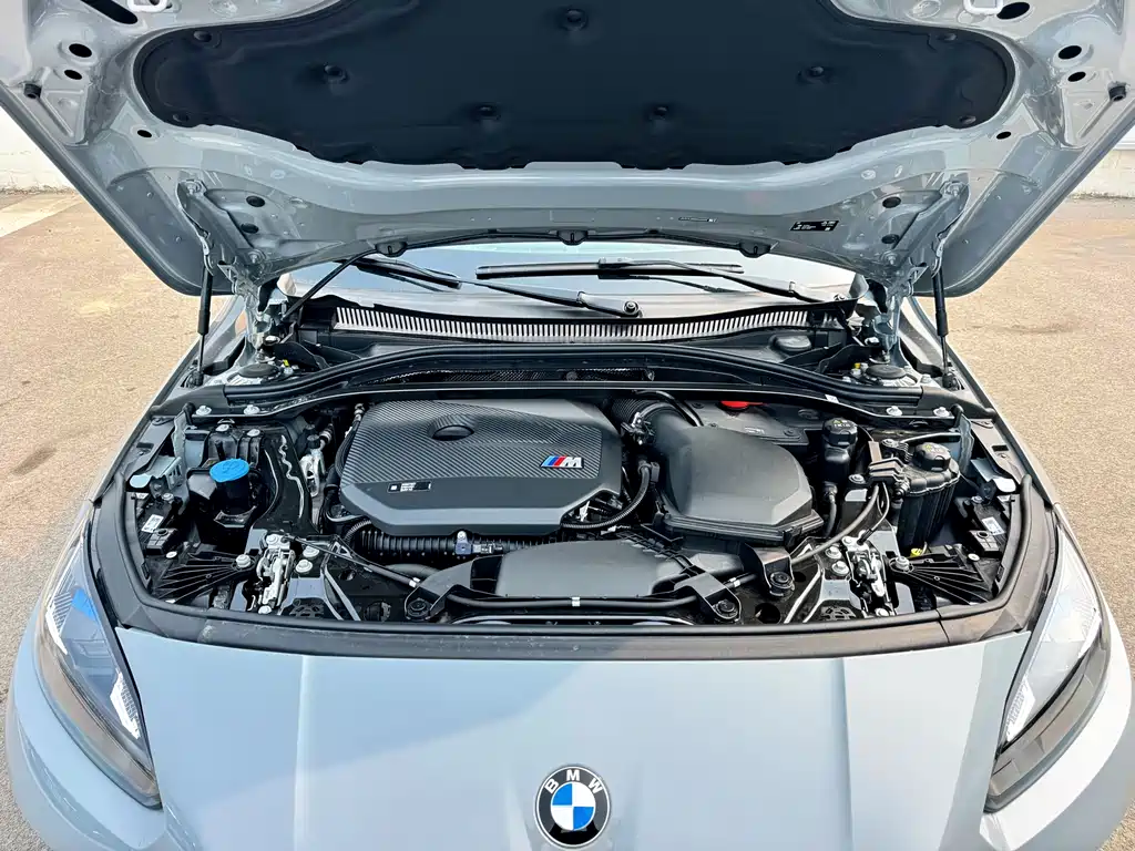 BMW M235L 2025 M235L