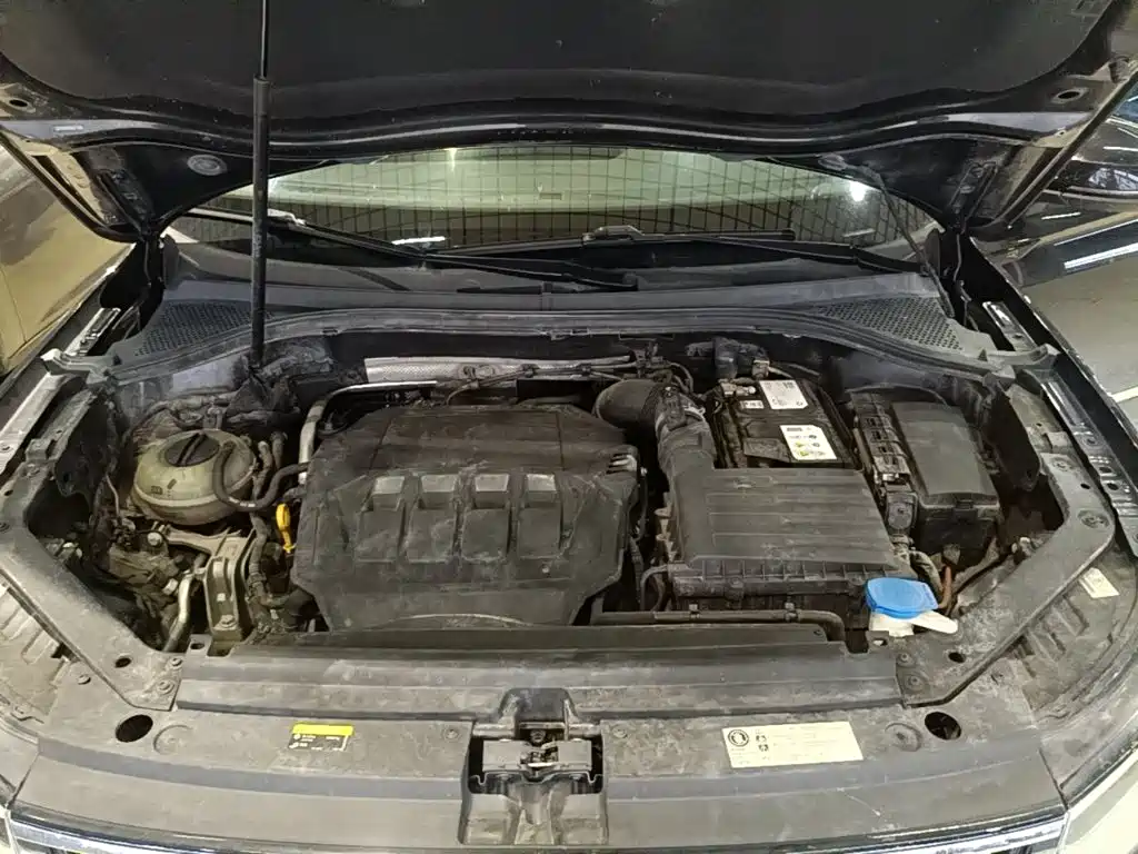 Volkswagen Tiguan L — миниатюра 20