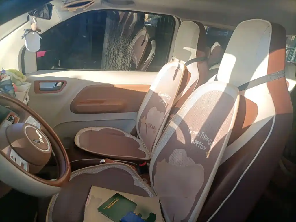 Wuling MINIEV — миниатюра 11