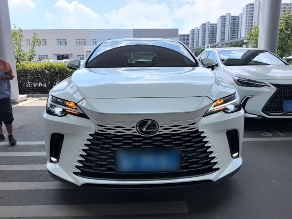 Lexus RX — миниатюра 3
