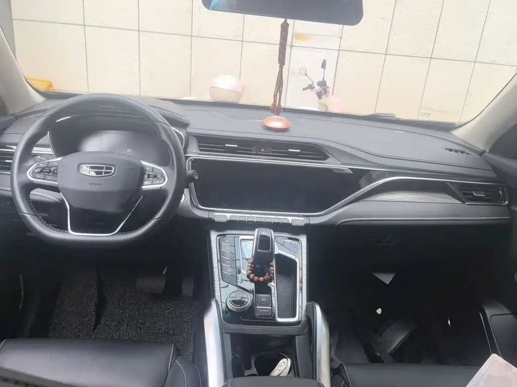 Geely Boyue — миниатюра 10