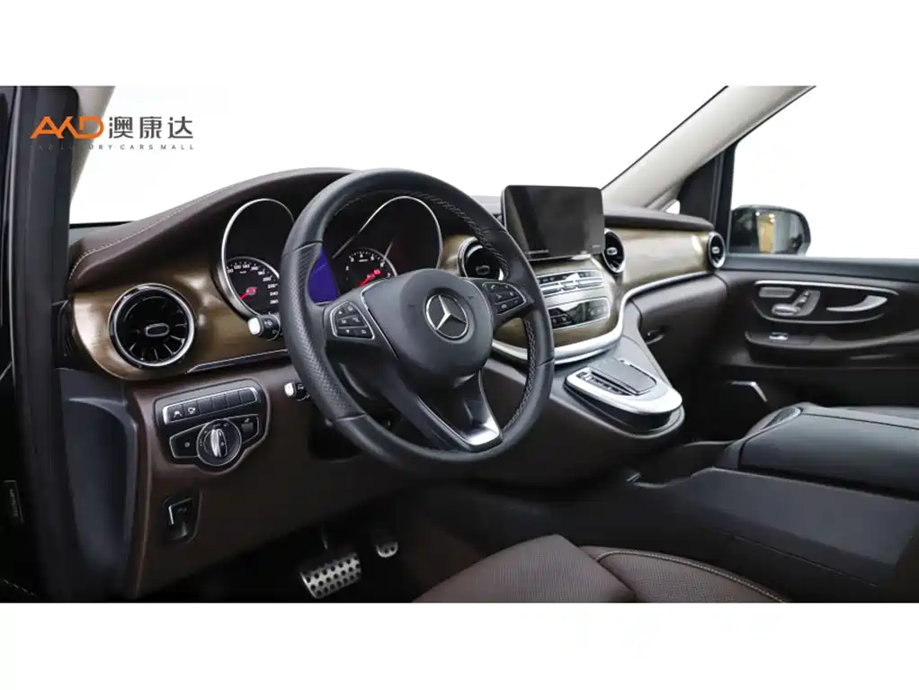 Mercedes-Benz V-Class — миниатюра 6