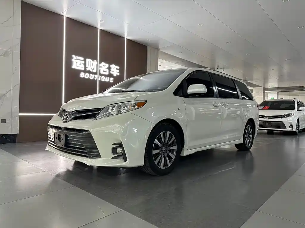 Toyota Sienna 2020