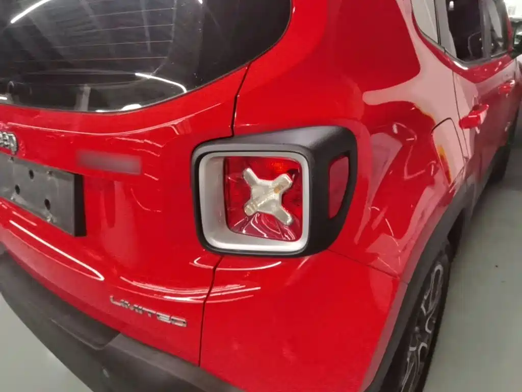 Jeep Renegade — миниатюра 8