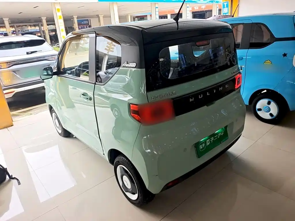 Wuling MINIEV — миниатюра 5