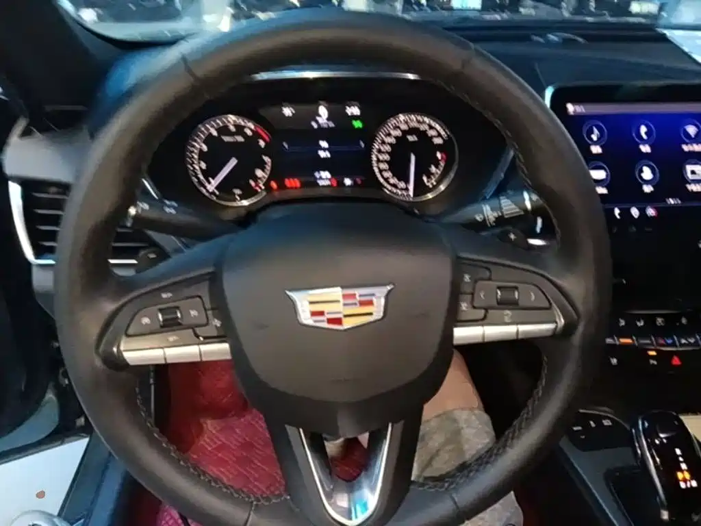 Cadillac CT5 — миниатюра 11