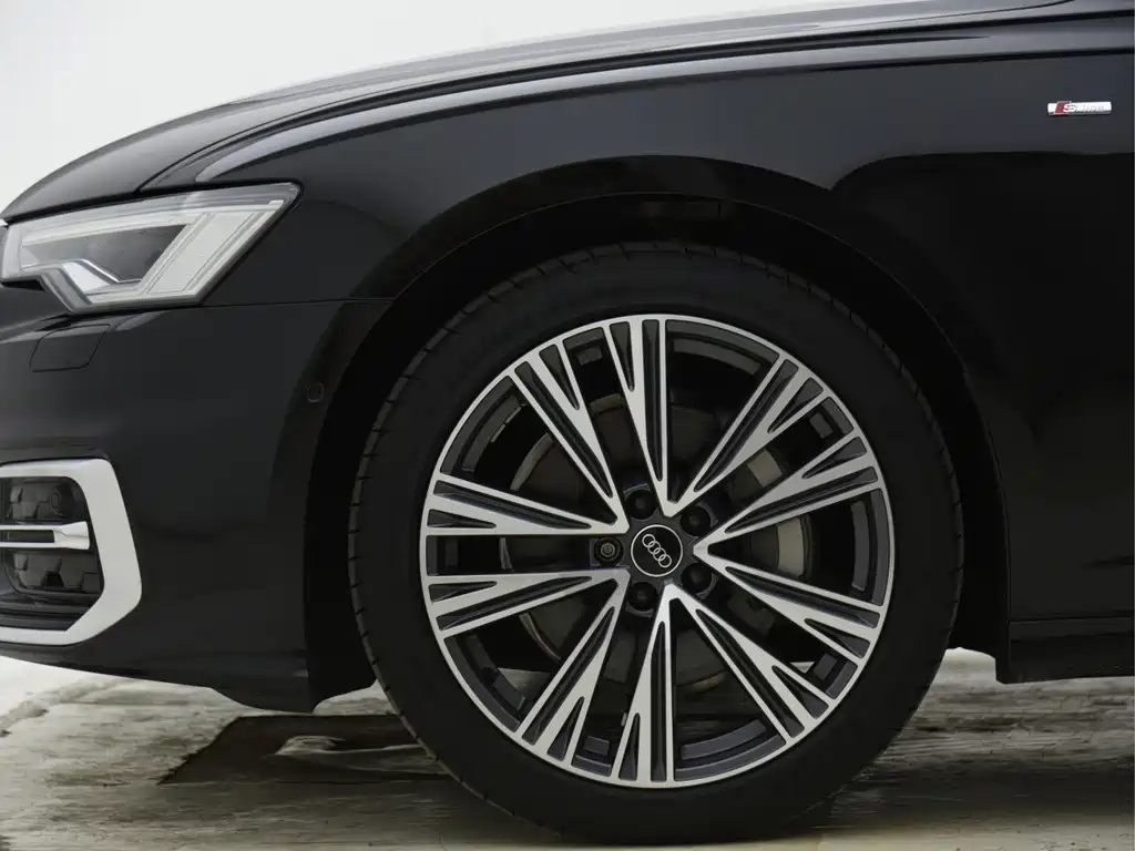 Audi A6L — миниатюра 4