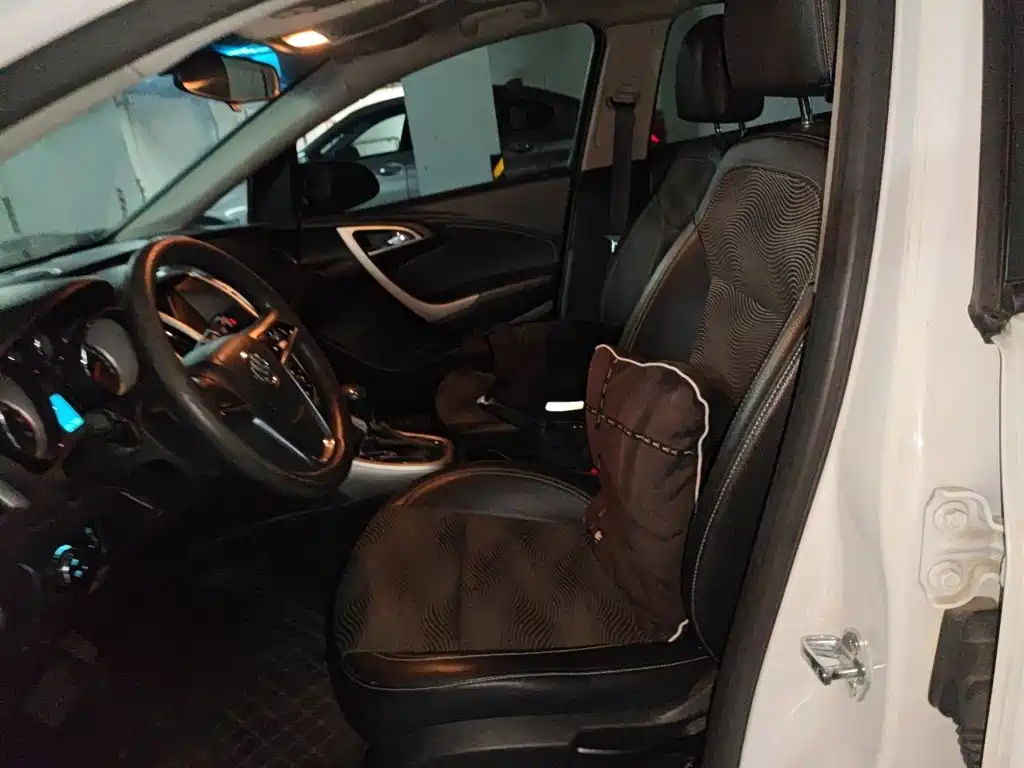 Buick Excelle — миниатюра 16