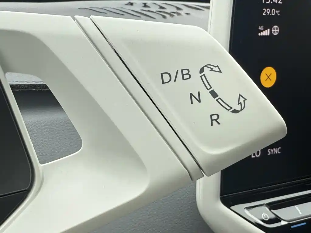 Volkswagen ID.3 — миниатюра 17