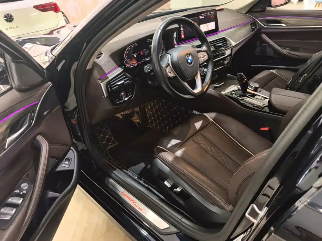BMW 5 Series — миниатюра 16