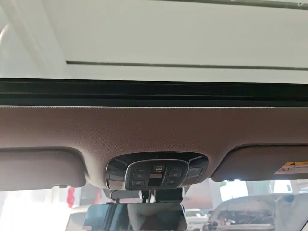 Hyundai Custo — миниатюра 18