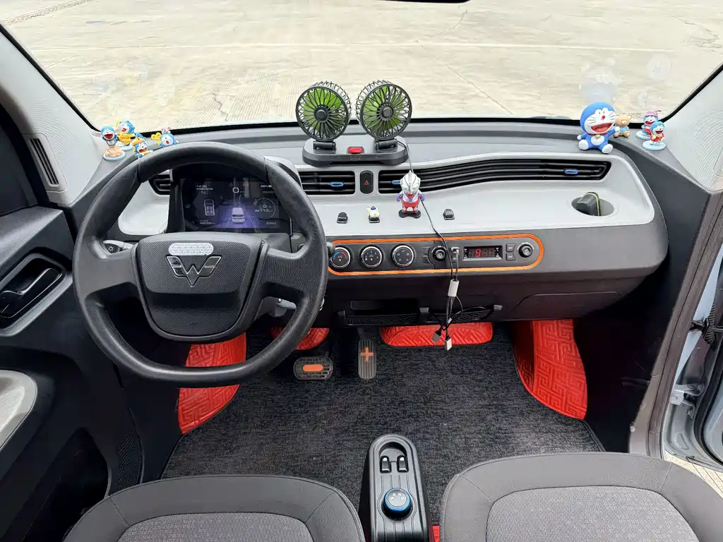 Wuling MINIEV — миниатюра 12