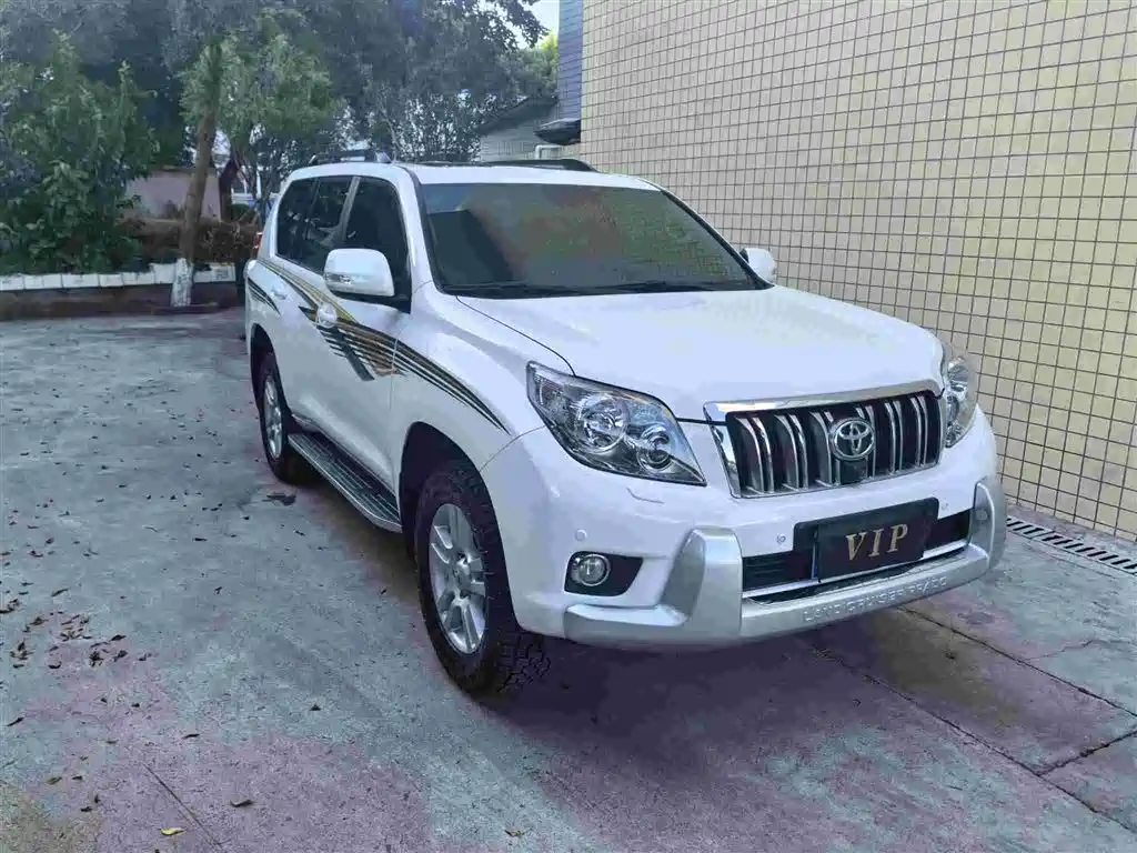 Toyota Land Cruiser Prado 2010 4.0L AT VX NAVI