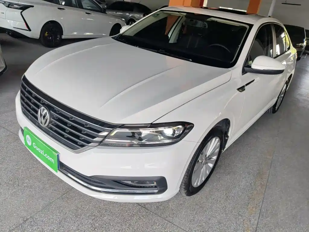 Volkswagen Lavida — миниатюра 2