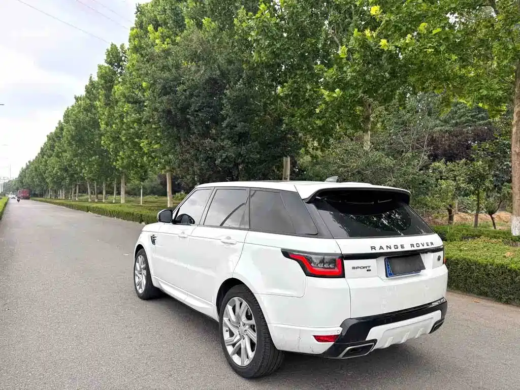 Land Rover Range Rover Sport 2021 3.0 L6 SE