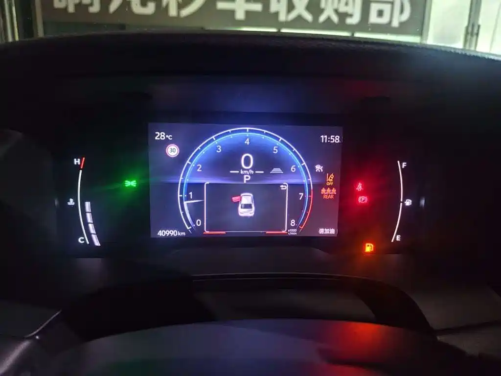 Toyota Camry — миниатюра 9