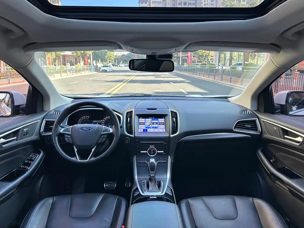 Ford Edge — миниатюра 20