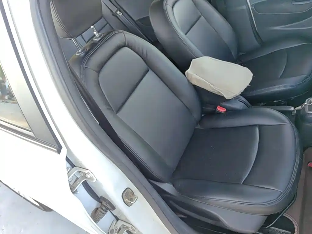 Peugeot 301 — миниатюра 25