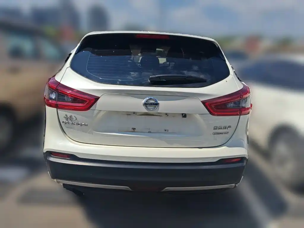 Nissan Qashqai — миниатюра 8