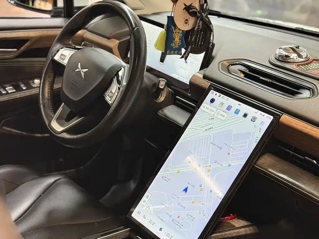 XPeng P5 — миниатюра 9