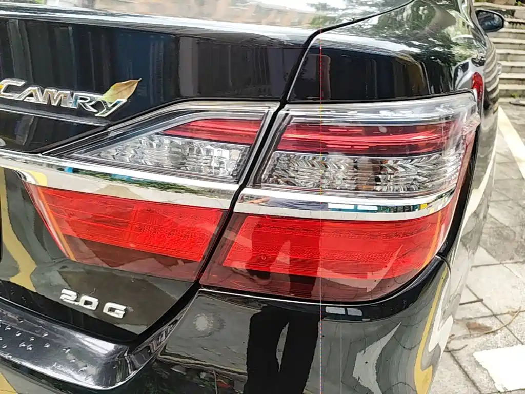 Toyota Camry — миниатюра 8