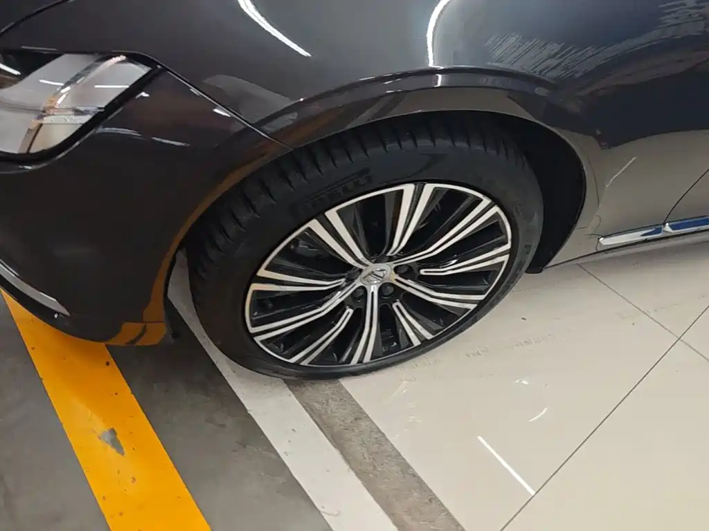 Volvo S90 — миниатюра 23