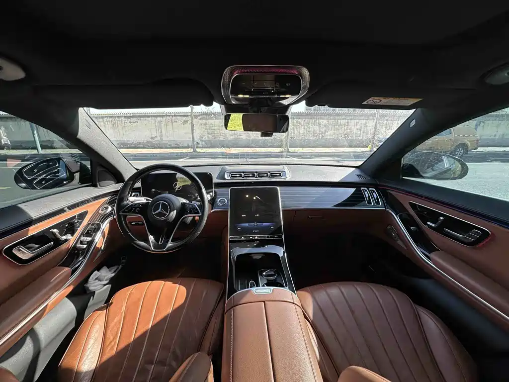Mercedes-Benz S-Class — миниатюра 9