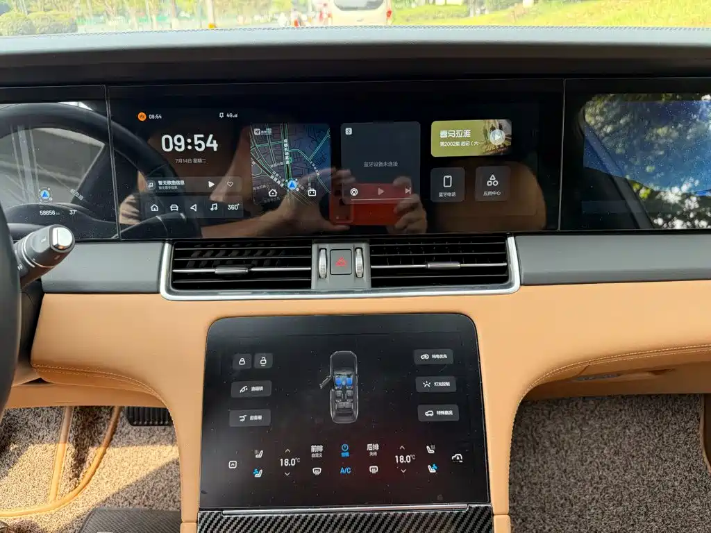 Li Auto ONE 2021 6 мест