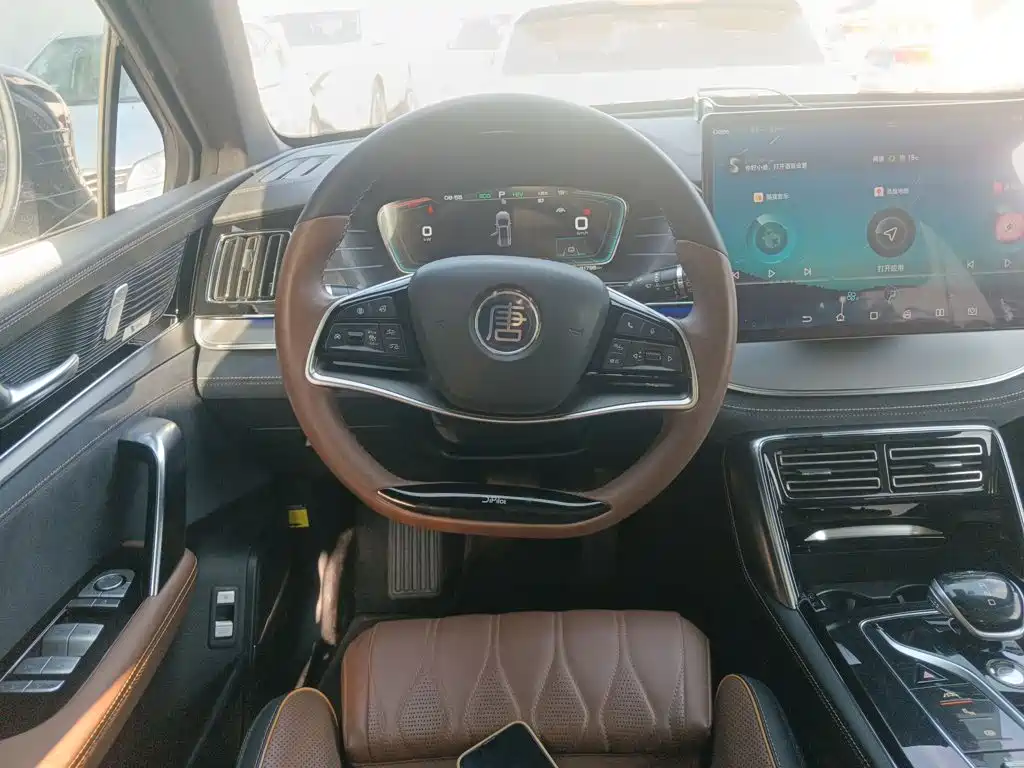 BYD Tang New Energy — миниатюра 11