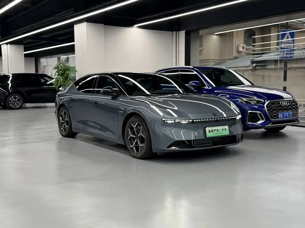Lynk & Co Z10 — миниатюра 2