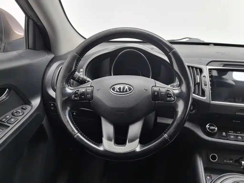 Kia Sportage — миниатюра 11