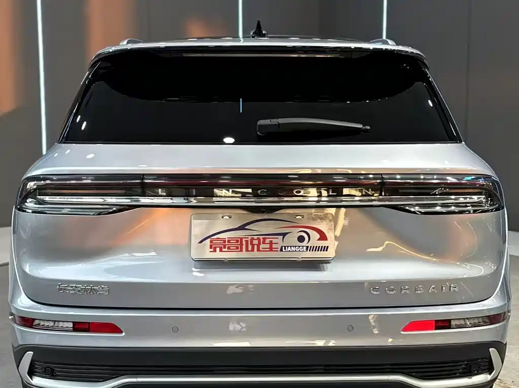 Lincoln Corsair — миниатюра 7