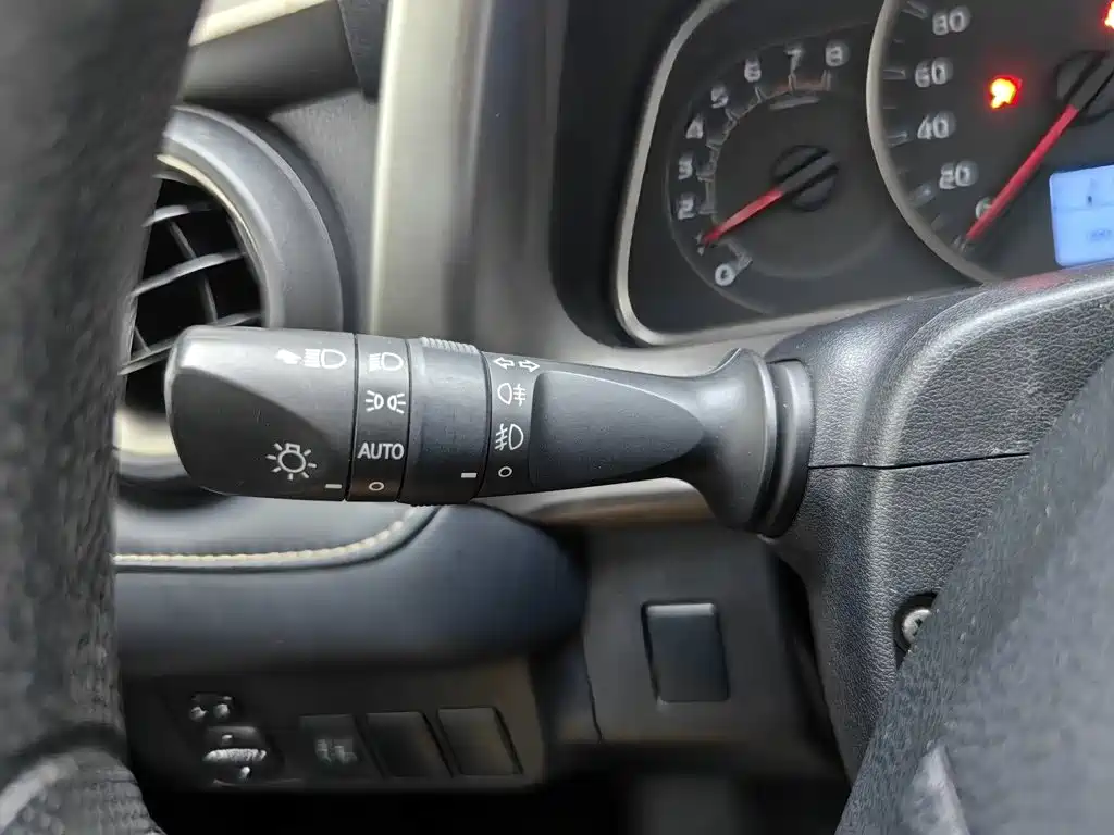 Toyota RAV4 — миниатюра 21