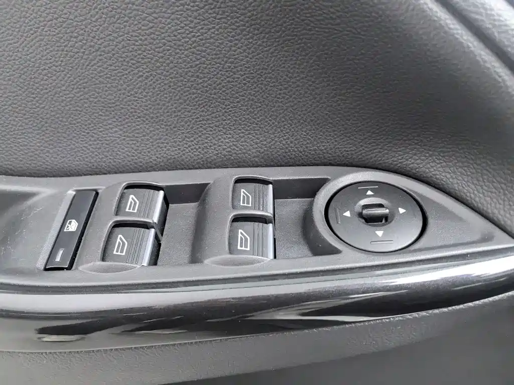 Ford Focus — миниатюра 9