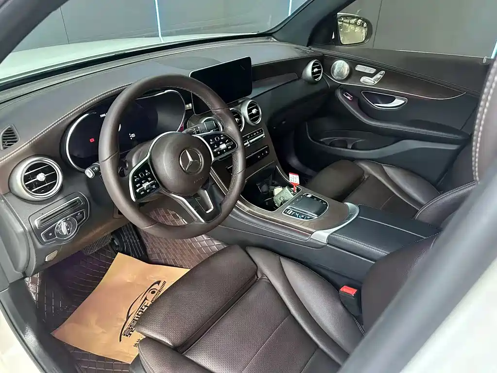 Mercedes-Benz GLC — миниатюра 11