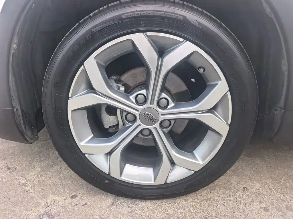 Geely Vision S1 — миниатюра 9