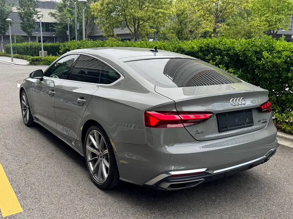 Audi A5 (Import) — миниатюра 12