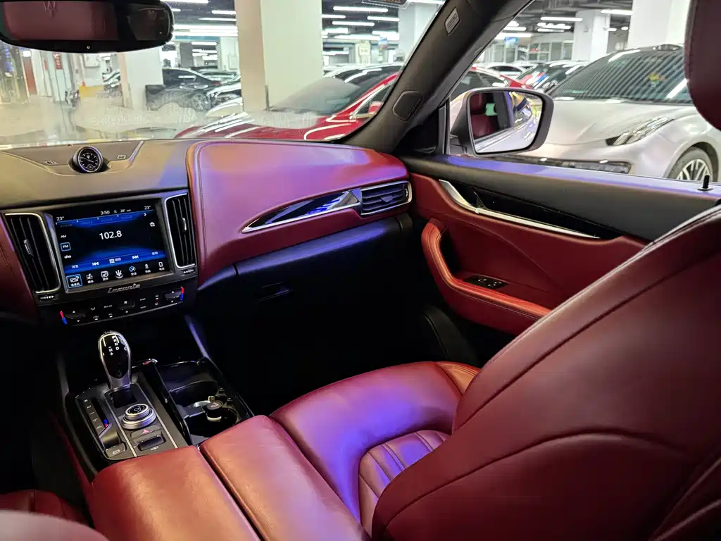 Maserati Levante — миниатюра 20