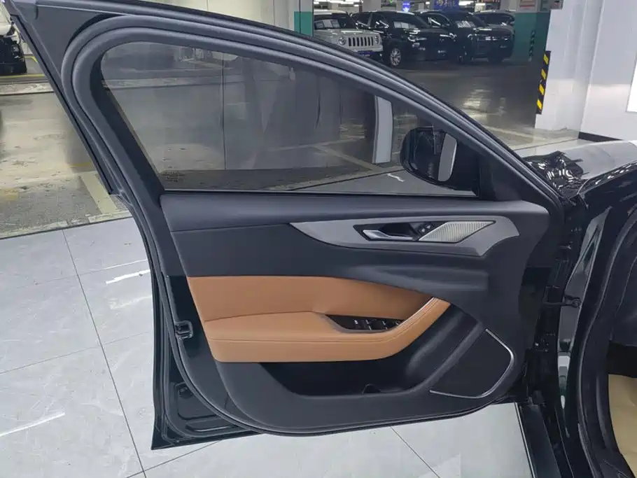Jaguar XEL — миниатюра 7