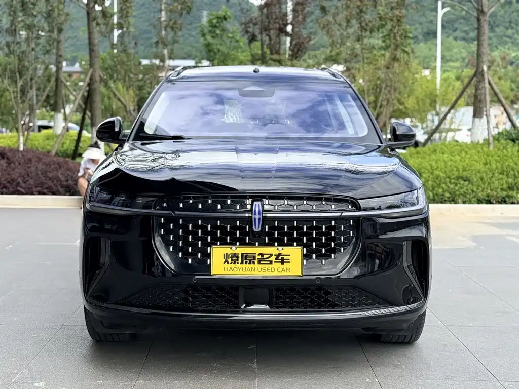 Lincoln Nautilus 2023 2.0T