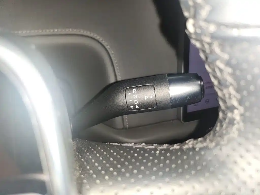 Li Auto Li L8 — миниатюра 7