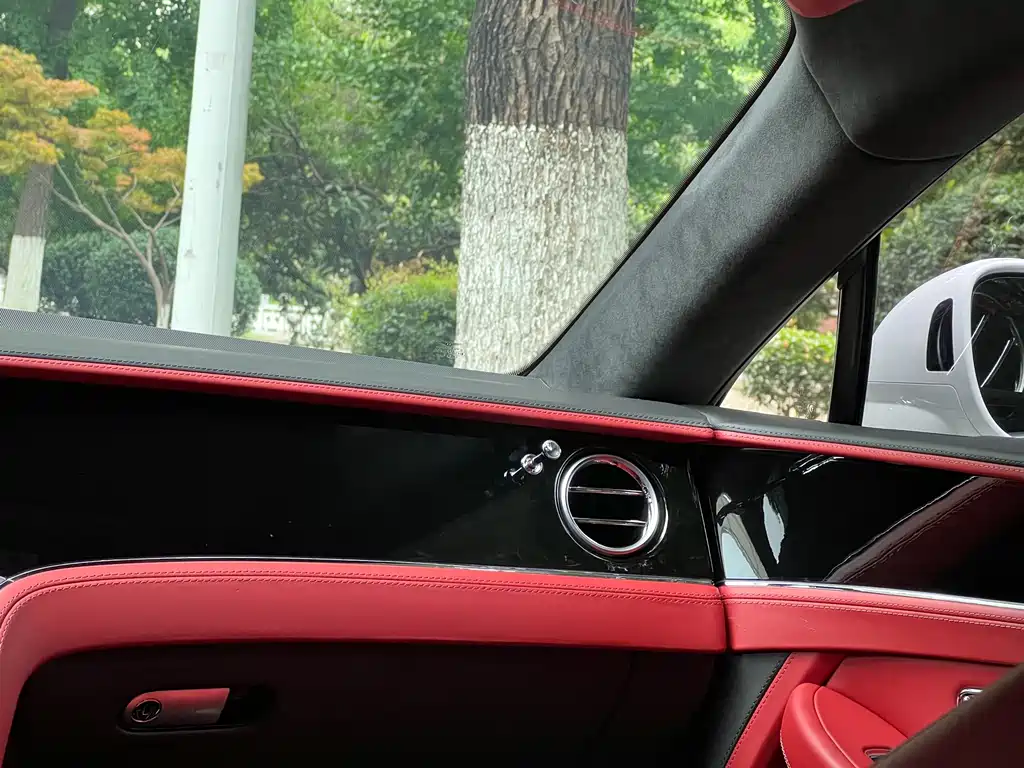 Bentley Continental — миниатюра 18